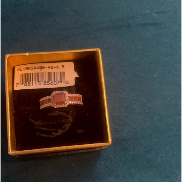 SNLY Sterling Silver Asscher Cut Brown Cubic Zirconia Size 6.5 - Picture 2 of 5